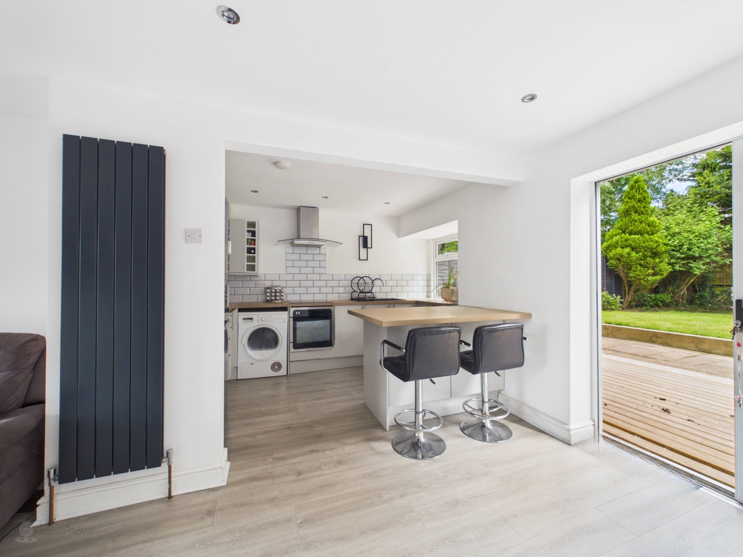 Featherston Drive, Burbage LE10, photo 7