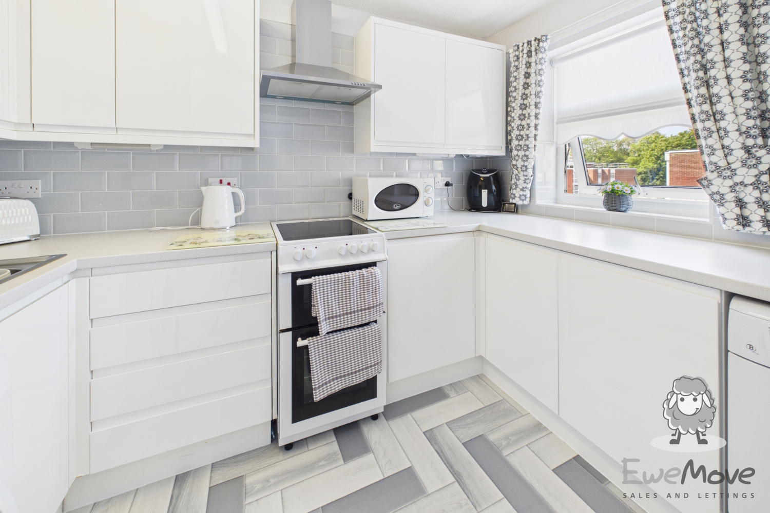 Lincoln Way, Rainhill, Prescot, Merseyside, L35, photo 4