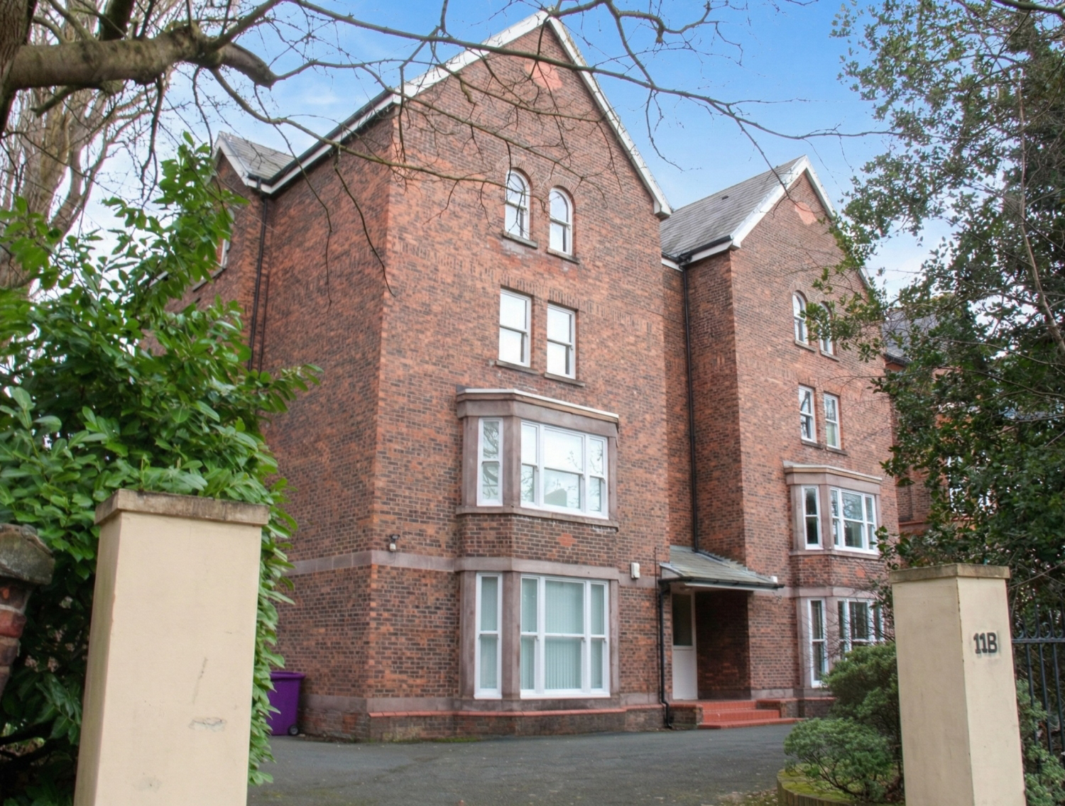 Flat 5, Elizabeth Court, 11b Livingstone Drive North, photo 2