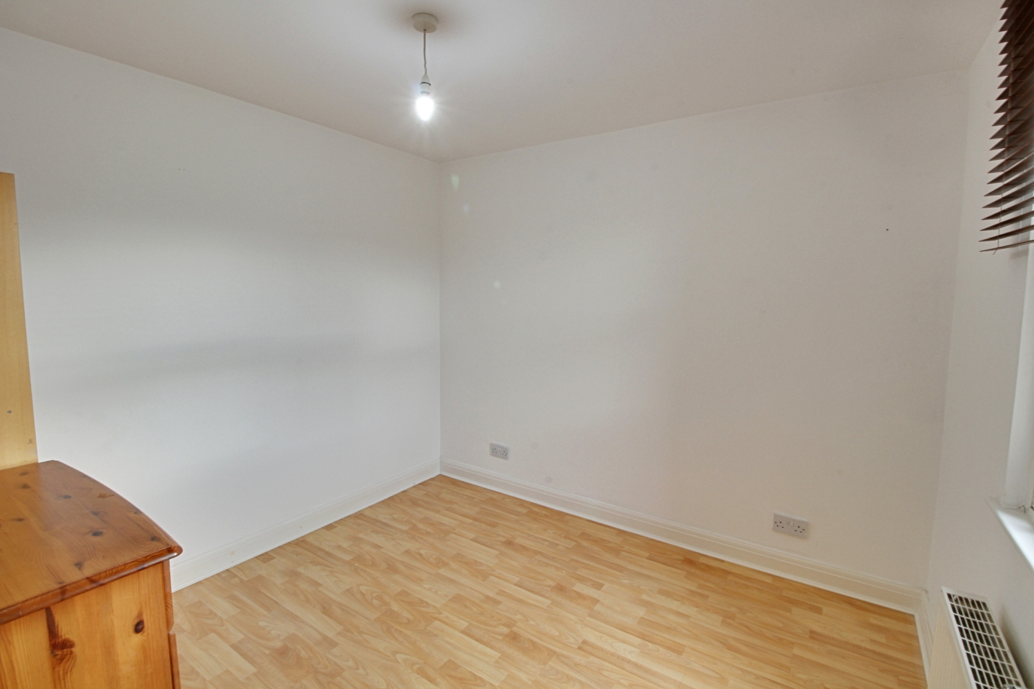 Flat 5, Elizabeth Court, 11b Livingstone Drive North, photo 9