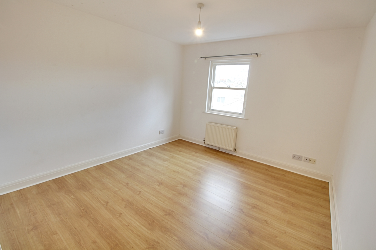 Flat 5, Elizabeth Court, 11b Livingstone Drive North, photo 8