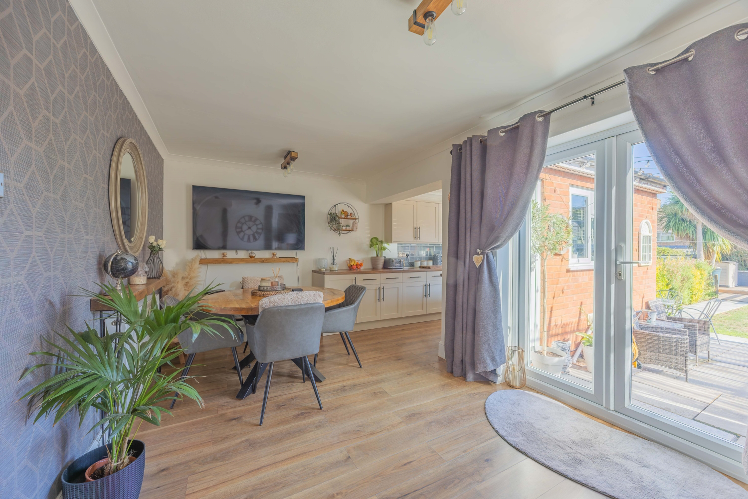 18 Colin Avenue, Taunton, photo 2