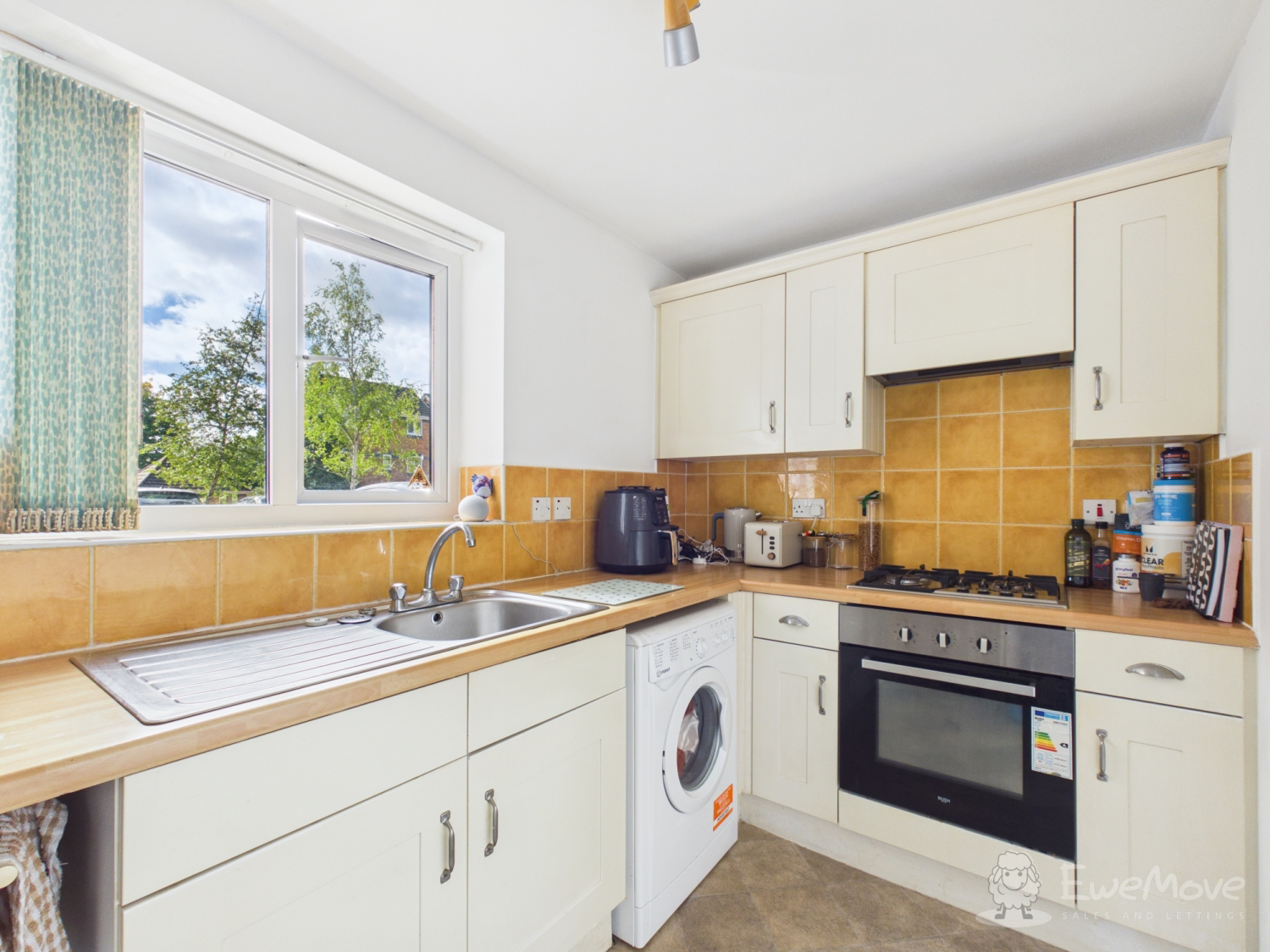 Calderbrook Court, Cheadle Hulme, photo 3
