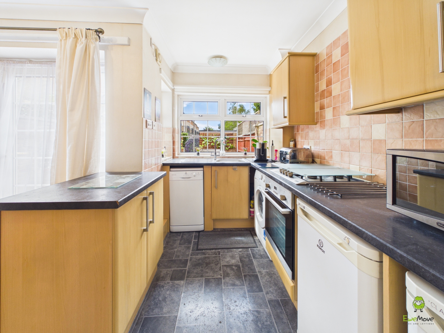 Presented by Clinton at EweMove Bexleyheath and Dartford
Boroughs
