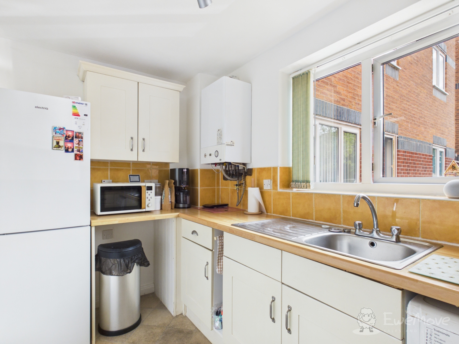 Calderbrook Court, Cheadle Hulme, photo 6