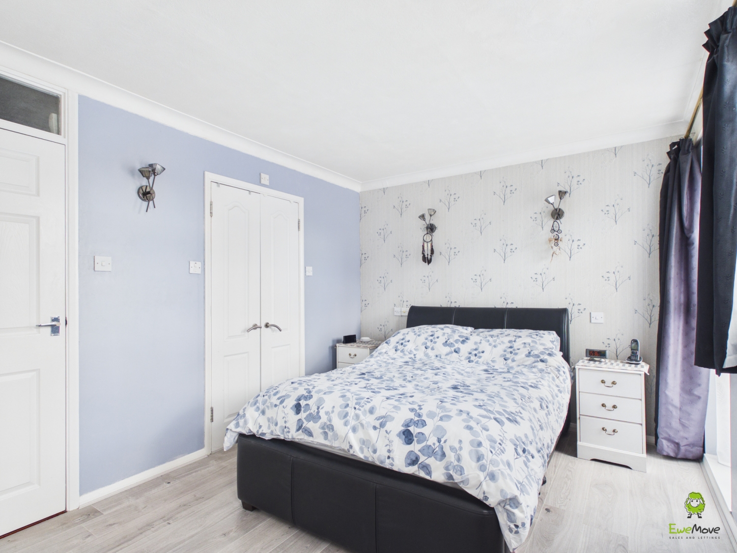 Presented by Clinton at EweMove Bexleyheath and Dartford
Boroughs
