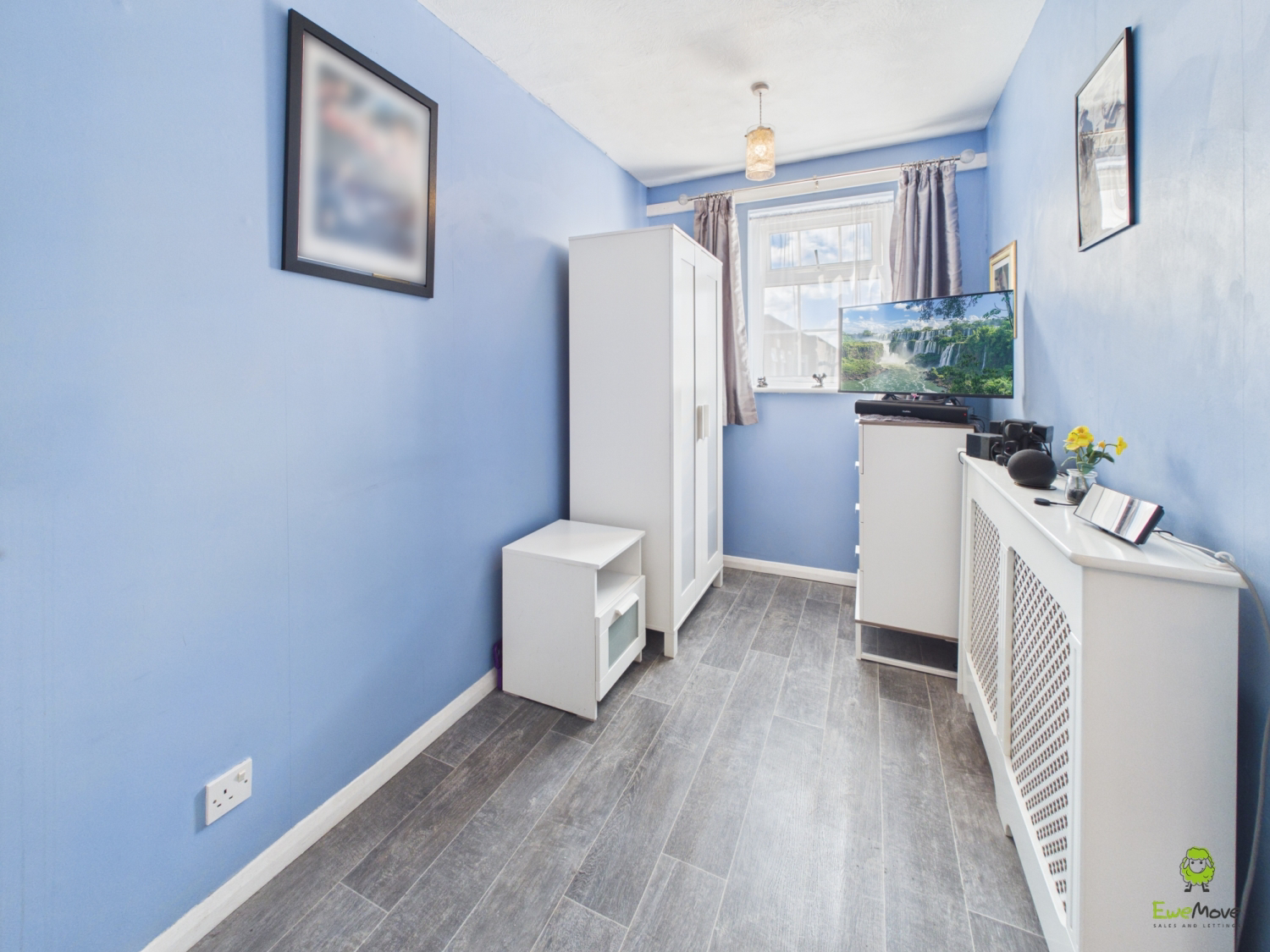 Presented by Clinton at EweMove Bexleyheath and Dartford
Boroughs
