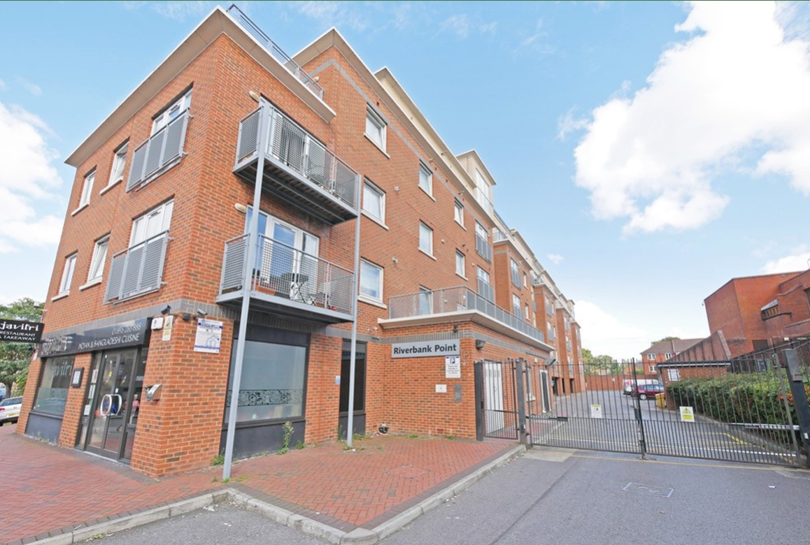 307 Riverbank Point 114 High Street, Uxbridge