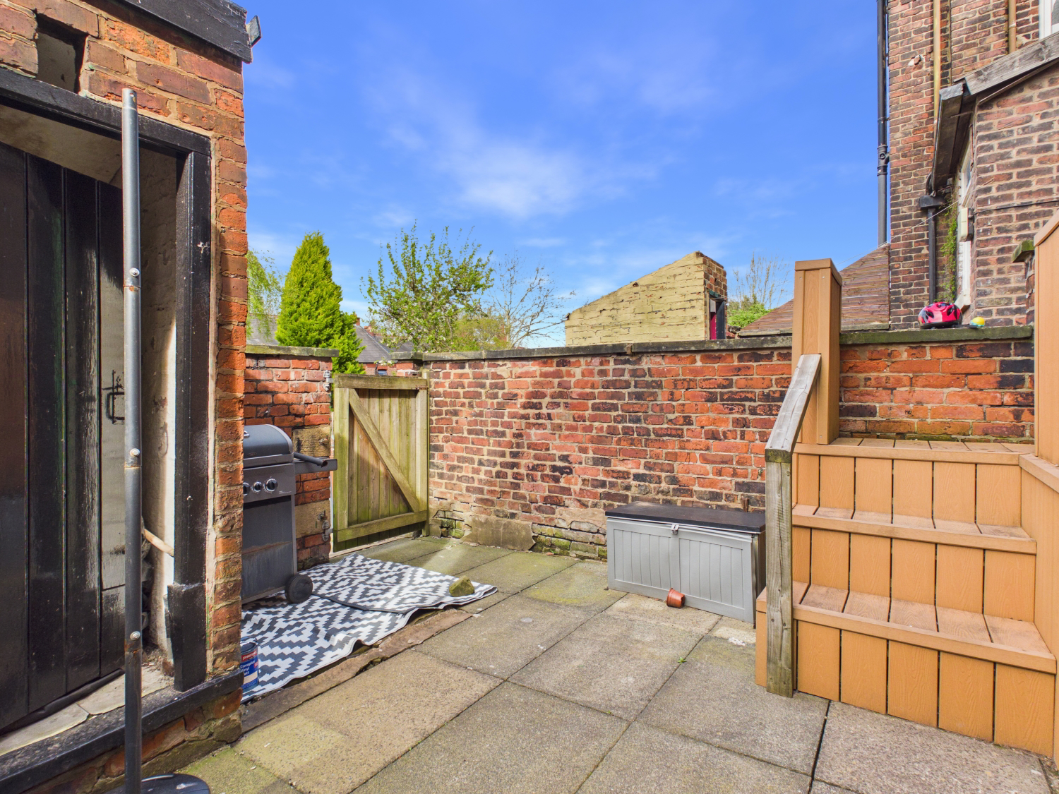 Russell Street, Dukinfield, SK16 4TA, photo 23