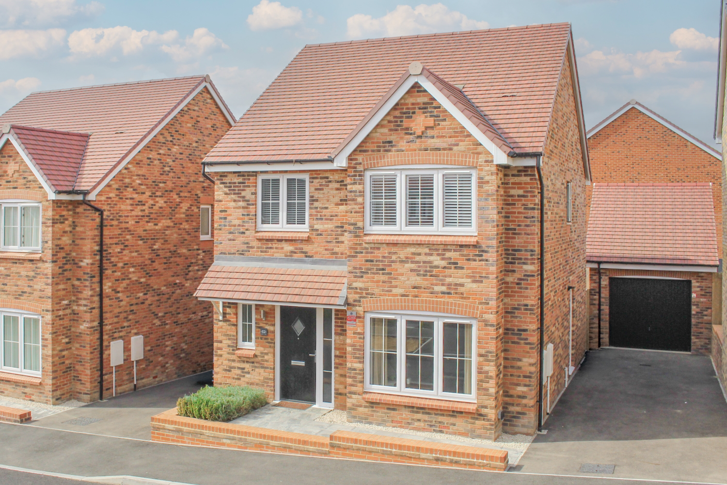 Feanor Gardens, Leighton Buzzard, LU7