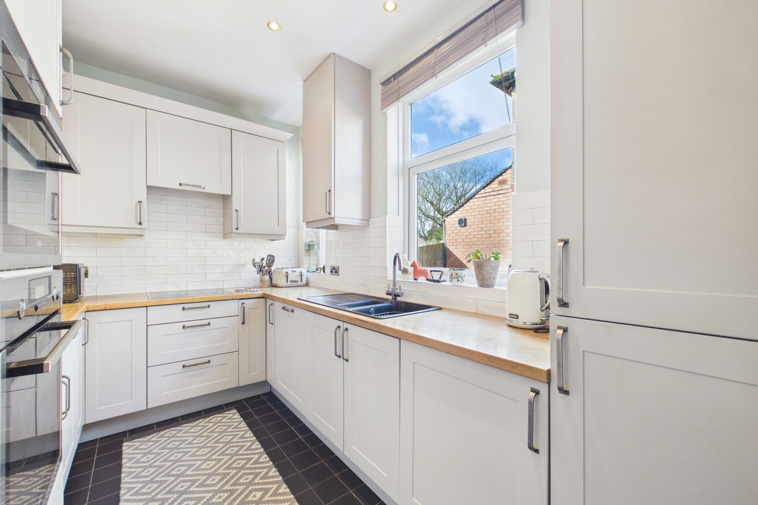 Knapton Lane, York, North Yorkshire, YO26 5PU, photo 3