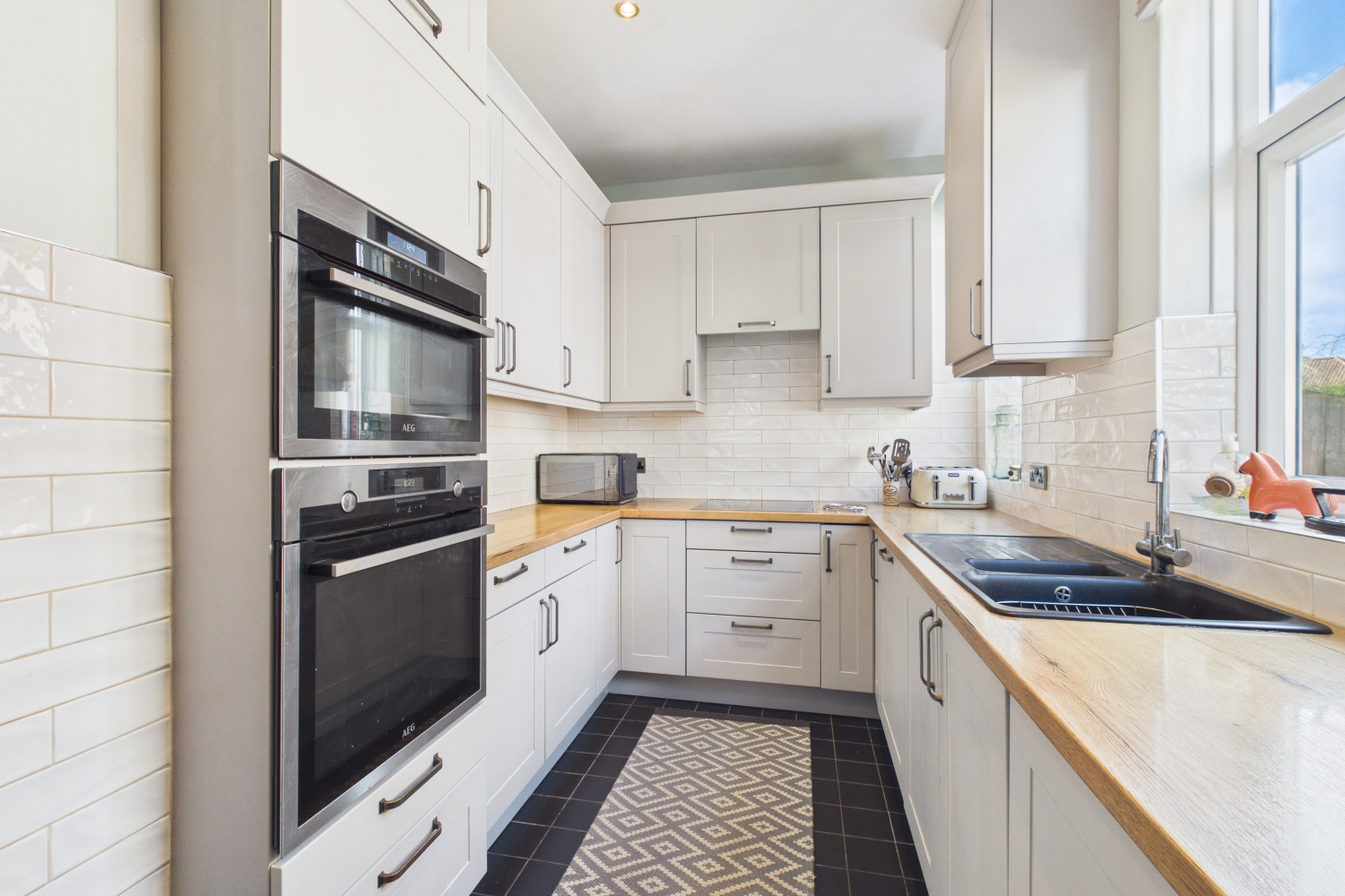 Knapton Lane, York, North Yorkshire, YO26 5PU, photo 4