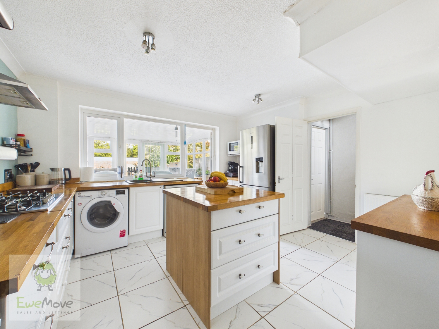 Portsmouth Close, Strood, Rochester, Kent, ME2 2QY