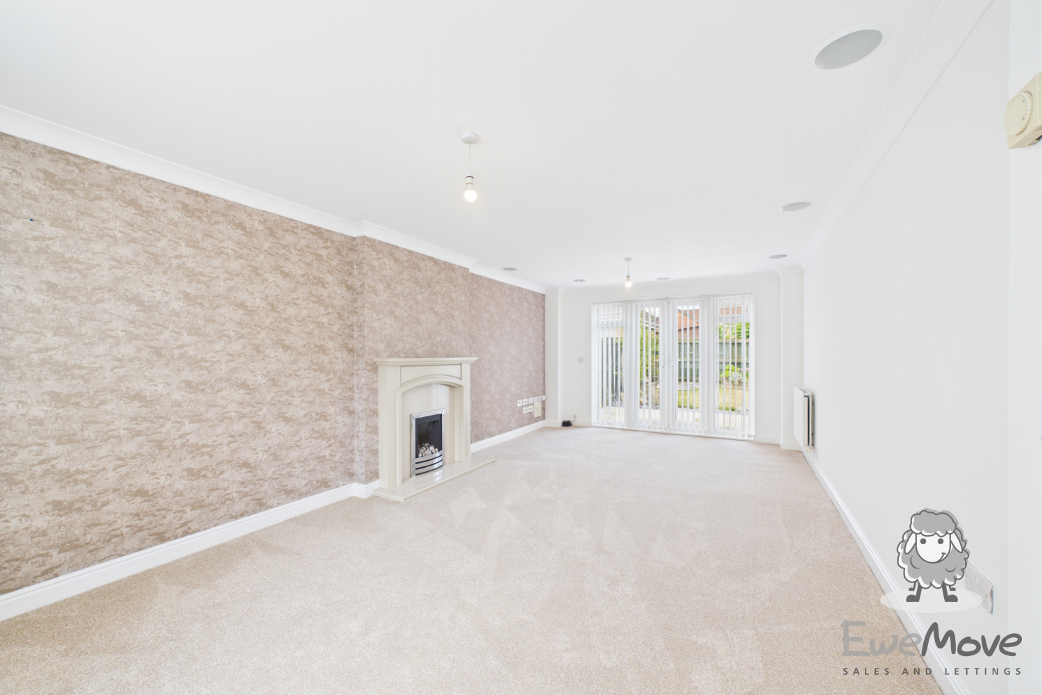 Hoveton Gardens, St. Helens, Merseyside, WA9, photo 2