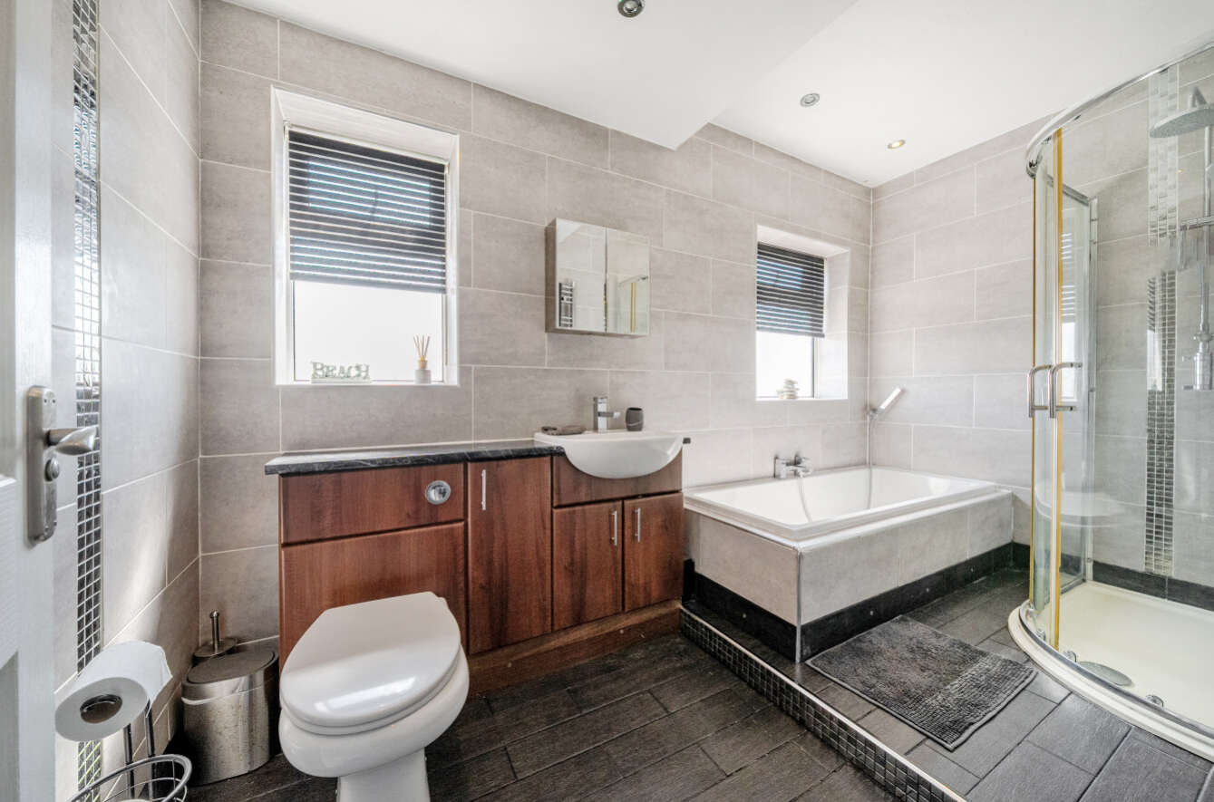West End, Barlborough, NE Derbyshire, S43, photo 13