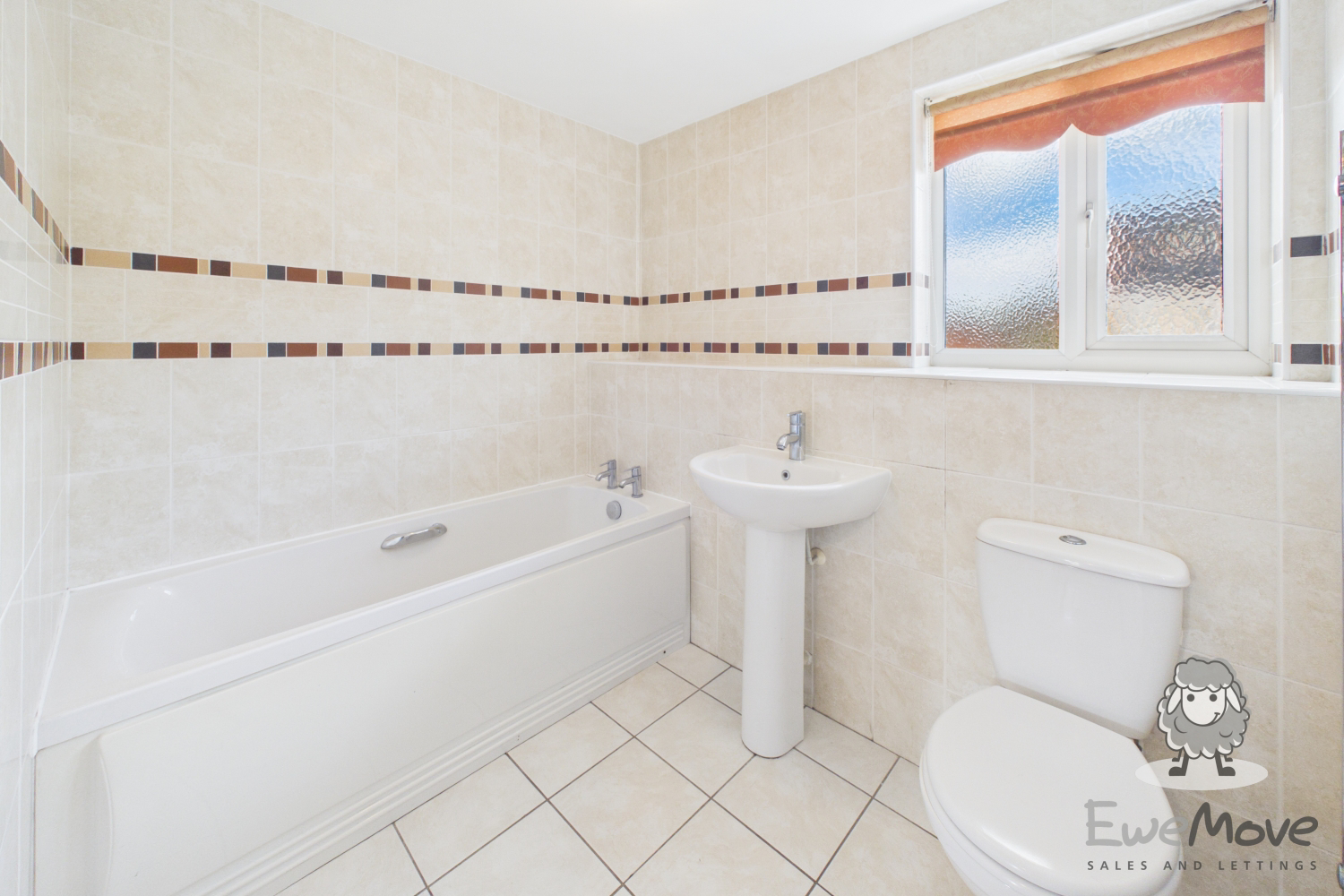 Hoveton Gardens, St. Helens, Merseyside, WA9, photo 15