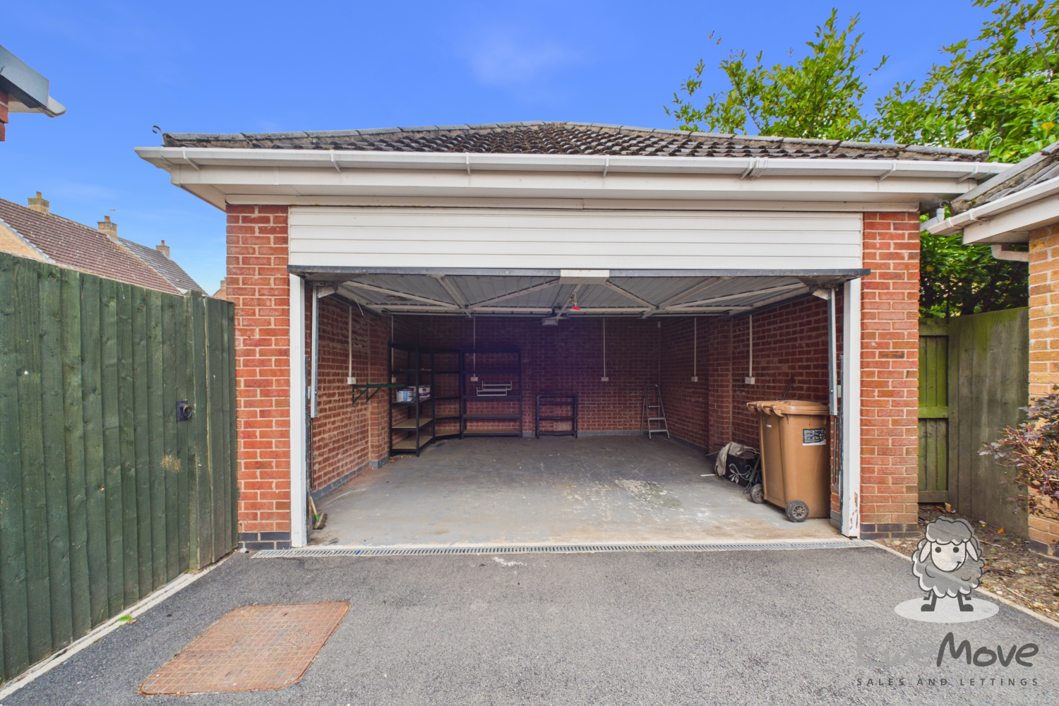 Hoveton Gardens, St. Helens, Merseyside, WA9, photo 20