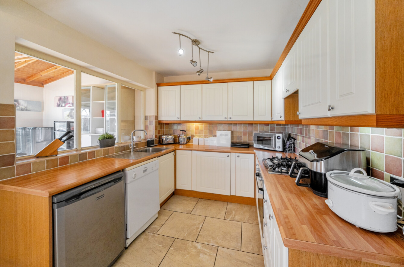 West End, Barlborough, NE Derbyshire, S43, photo 5