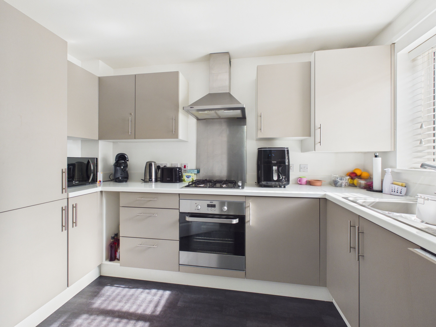 Trinity Road, Abington, Northampton, NN3 3FA, photo 2