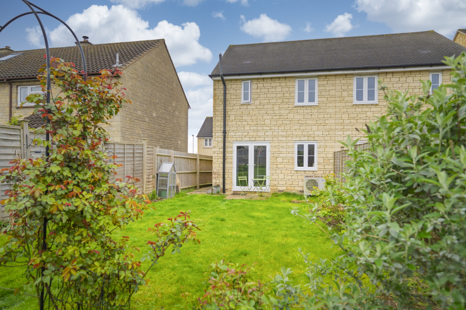 Bendy Bow, Oaksey, Malmesbury, Wiltshire, SN16, photo 4