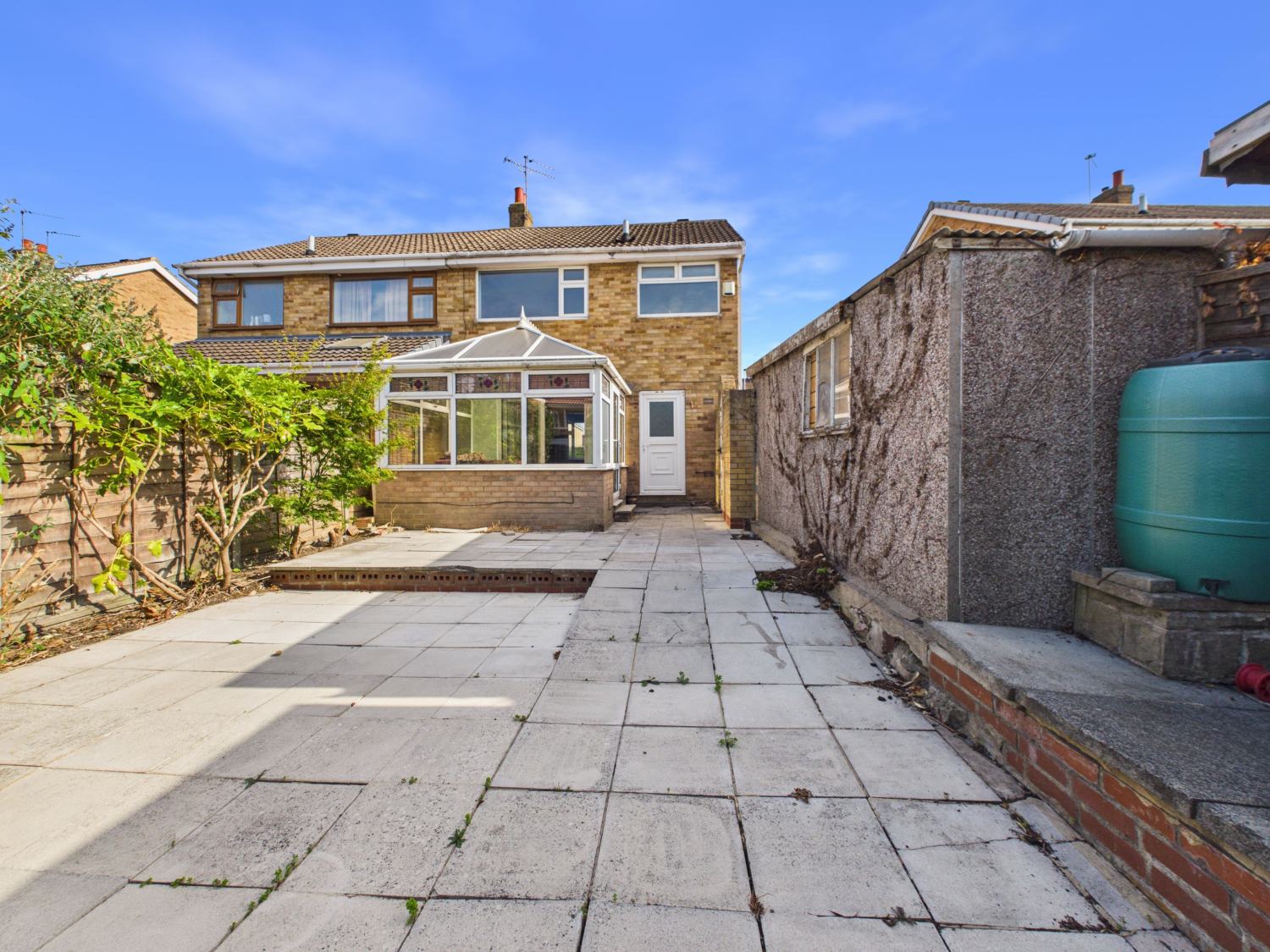 Denshaw Drive Morley, Leeds, West Yorkshire, LS27, photo 23