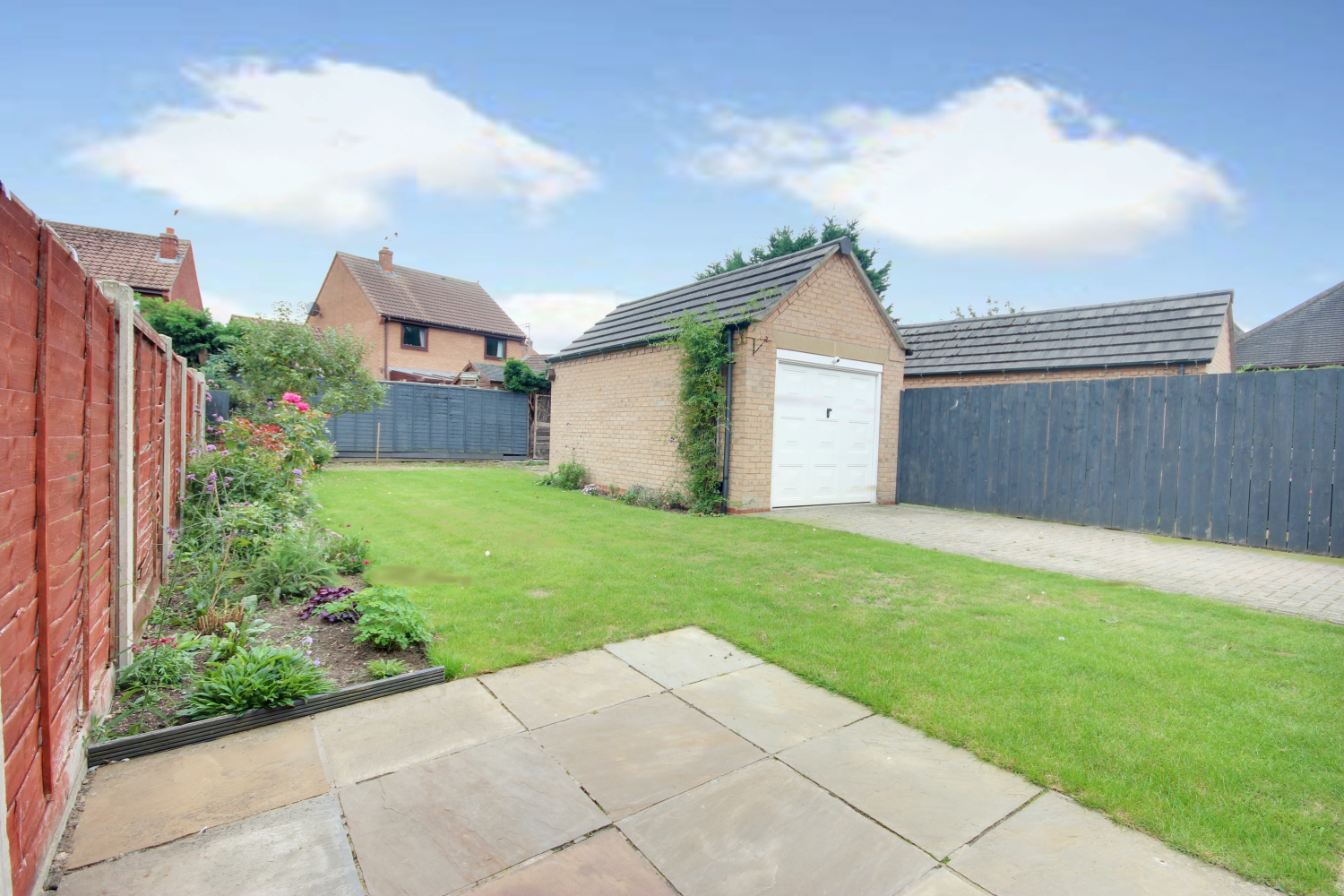 2 Coachman Close, Beverley, photo 2