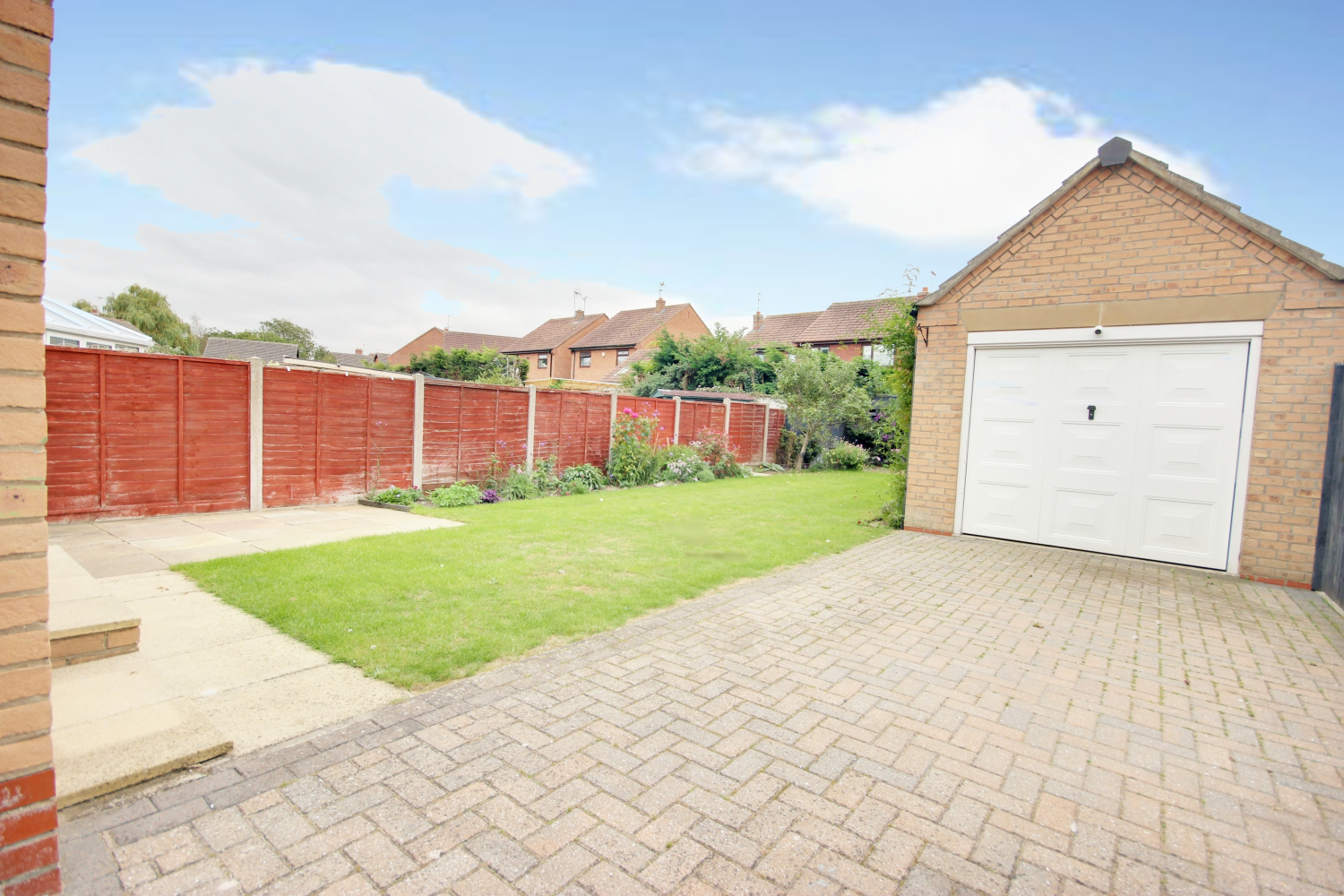 2 Coachman Close, Beverley, photo 18