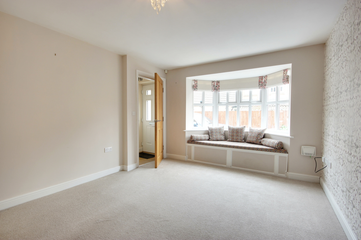 2 Coachman Close, Beverley, photo 7