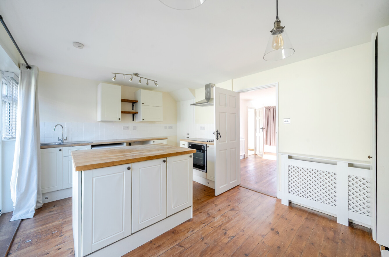 Knapping Hill, Harrogate HG1 2DN, photo 8