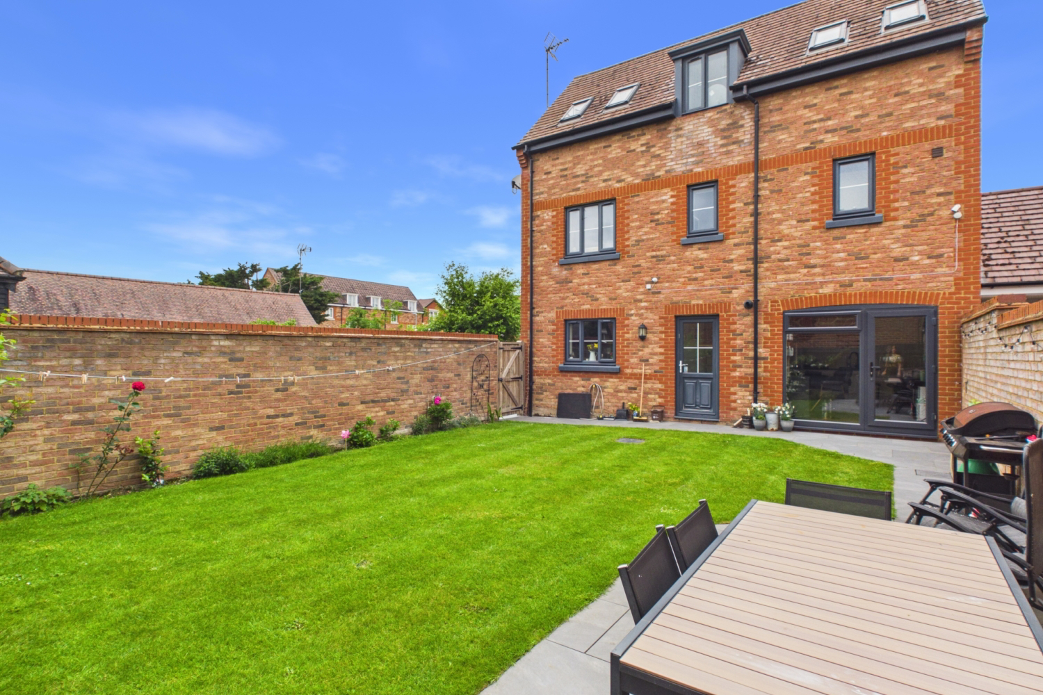 Manor Avenue, Hockliffe, LU7