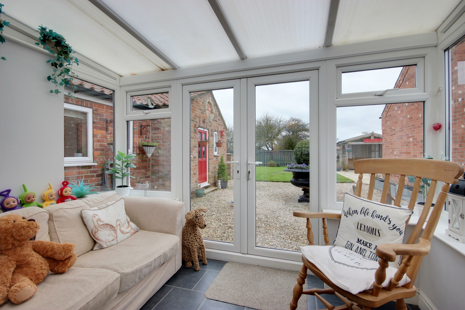1 Garden Room A
