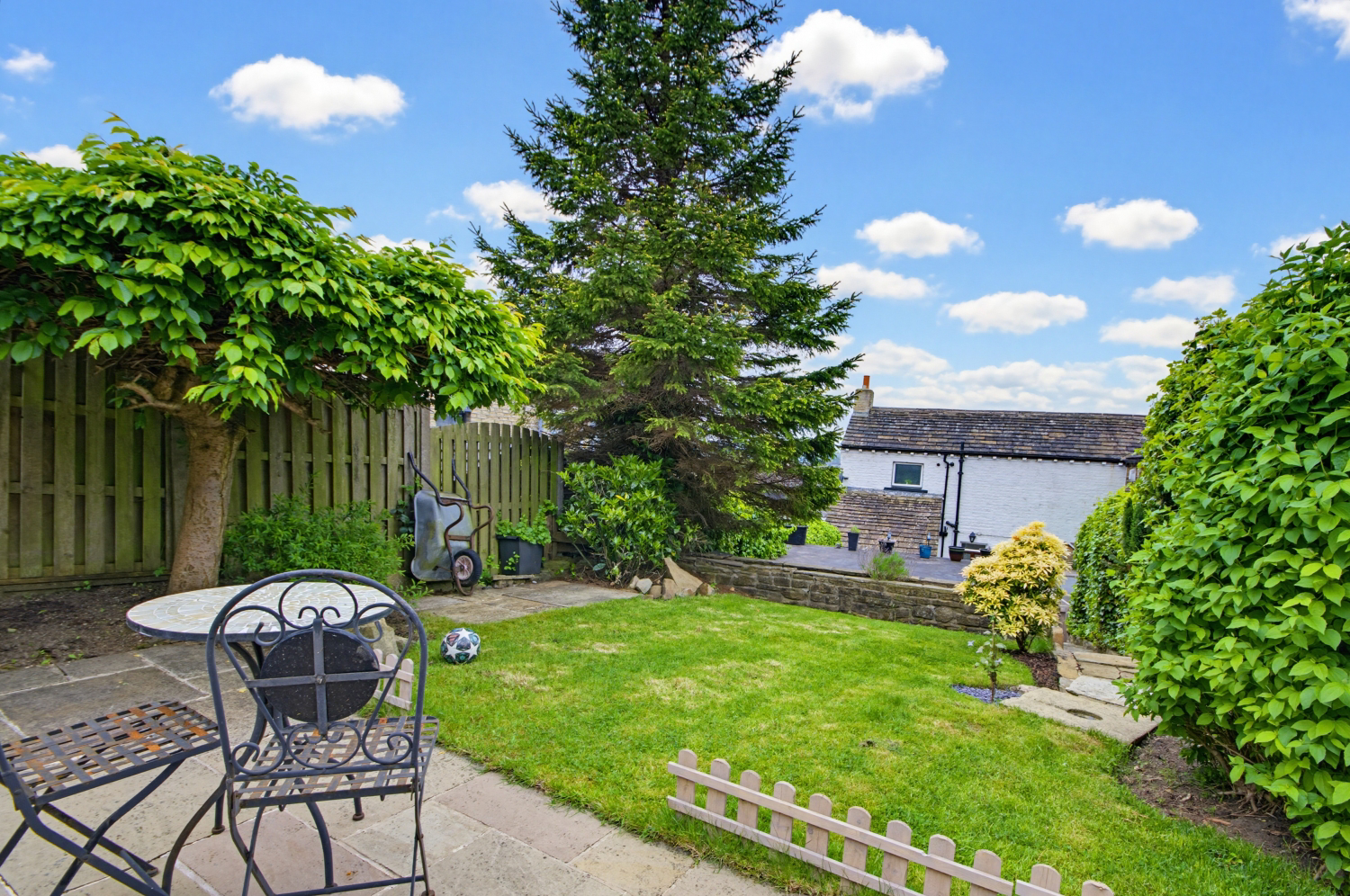 28 TANYARD ROAD, OAKES, HUDDERSFIELD, photo 25