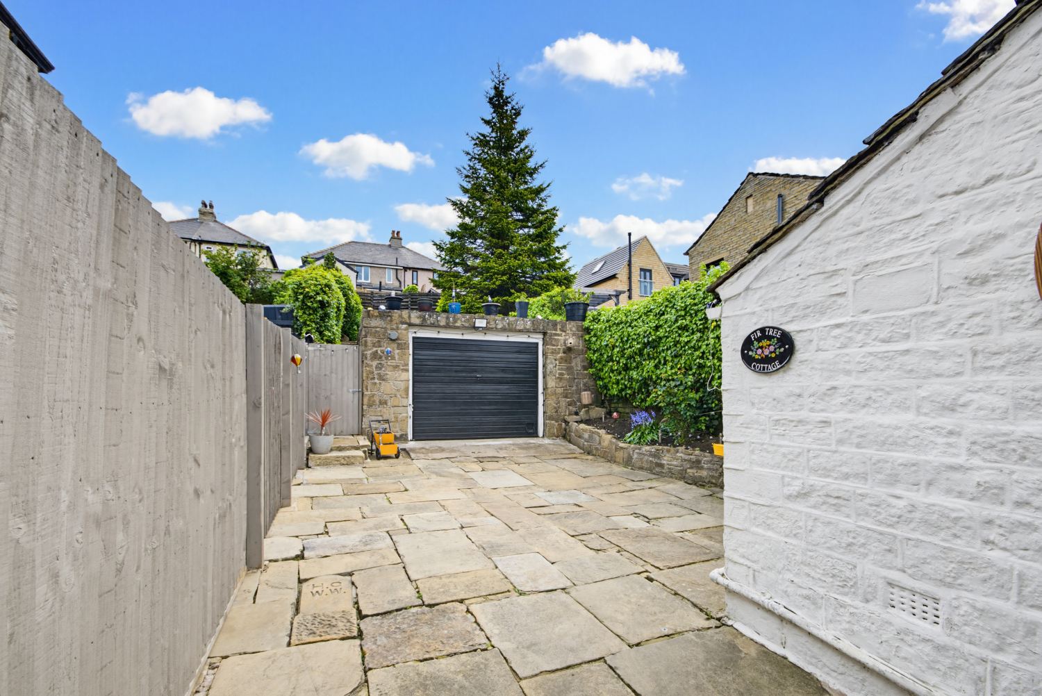28 TANYARD ROAD, OAKES, HUDDERSFIELD, photo 24