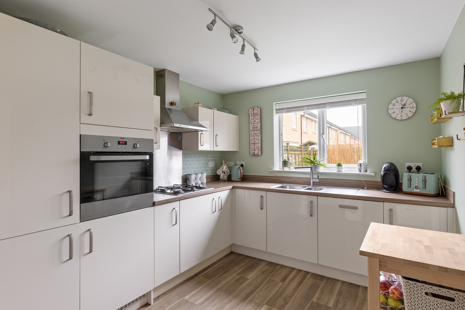 SHERWOOD DRIVE, THORPE WILLOUGHBY, SELBY, YO8, photo 3