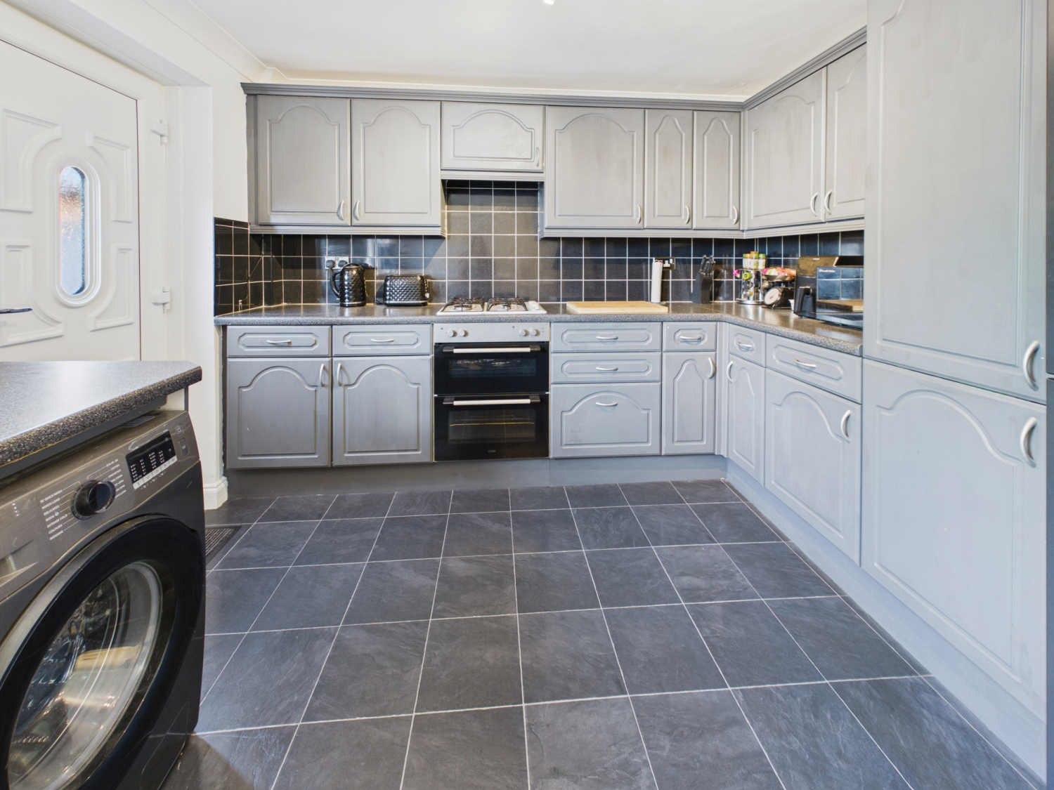 Charnwood Bank, Batley, photo 7