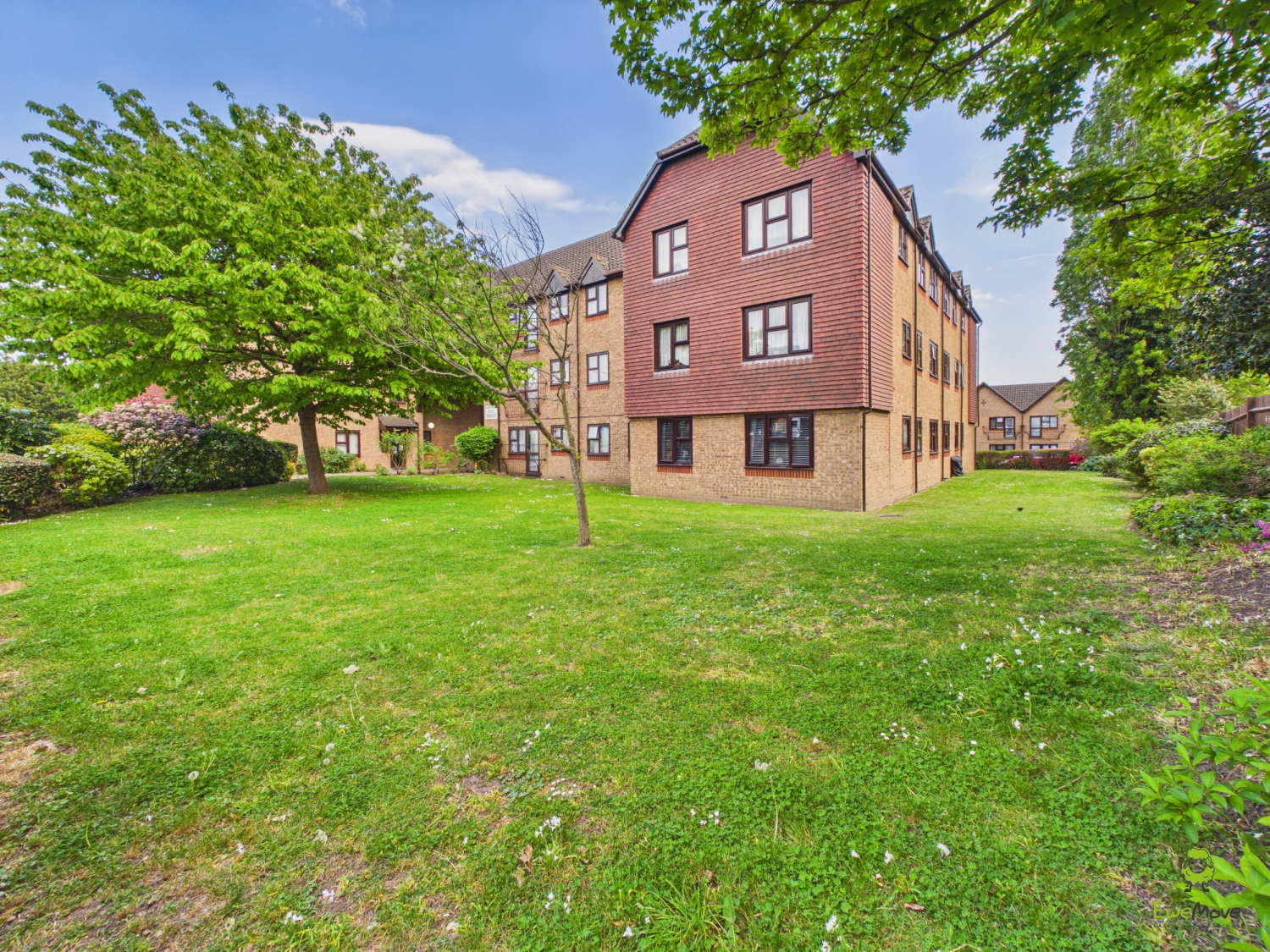 Court Lodge, 23 Erith Road, Belvedere, Kent, DA17, photo 4