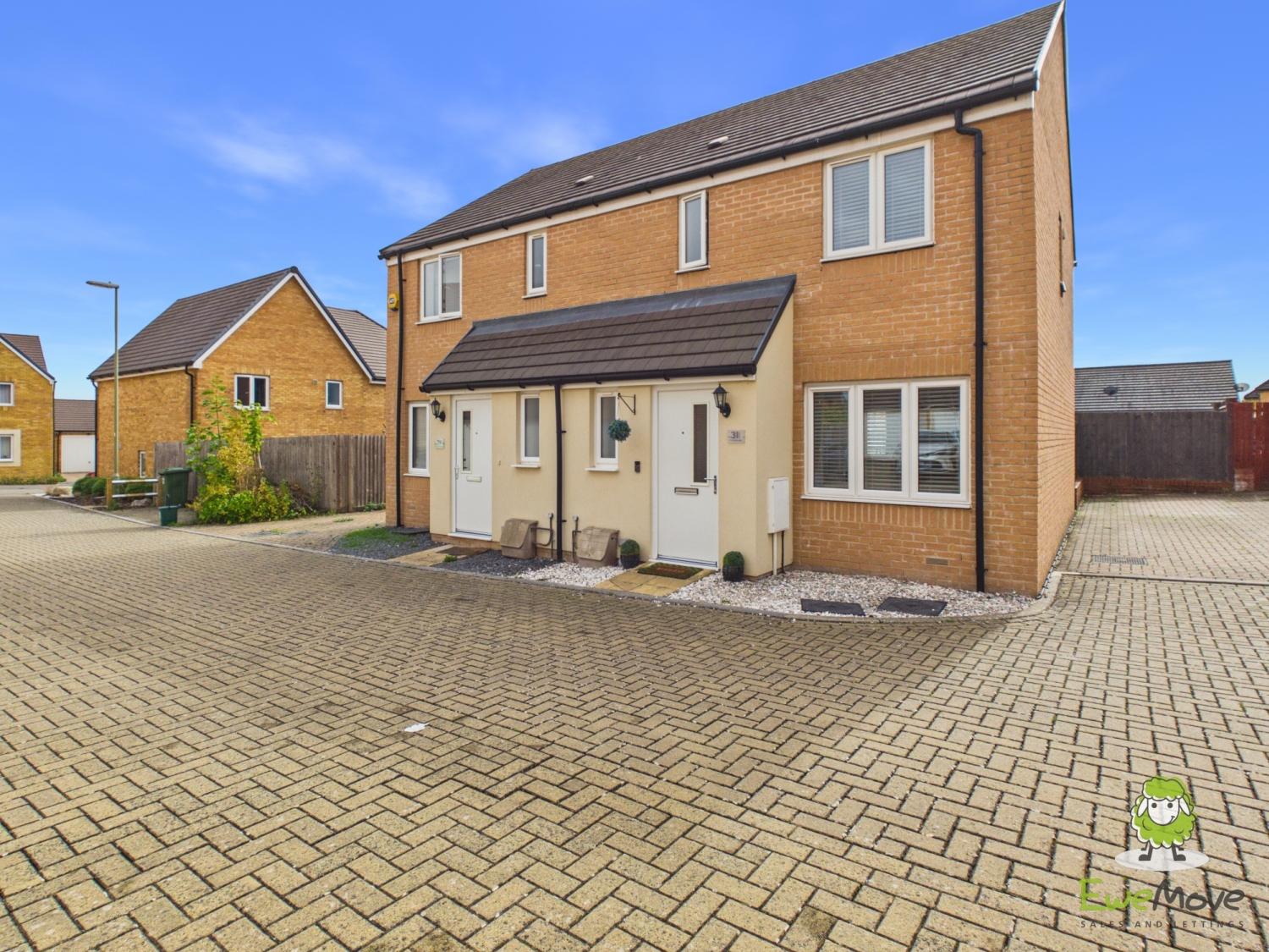 ST. CROSS ROAD, BASINGSTOKE, RG24