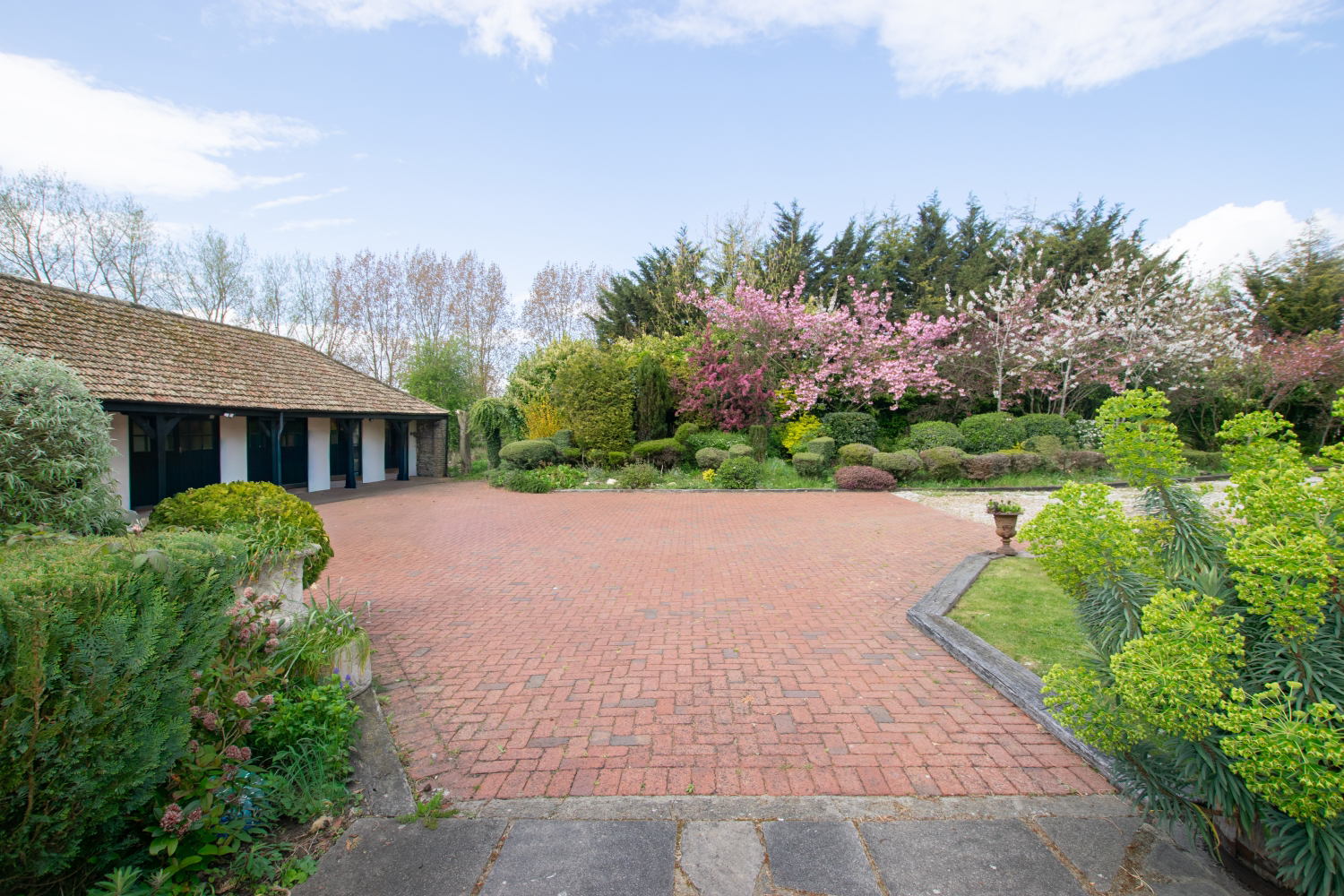 Period Farmhouse, Barrow Hall Road, Little Wakering, Southend-on-Sea, Essex, SS3 0QP, photo 4