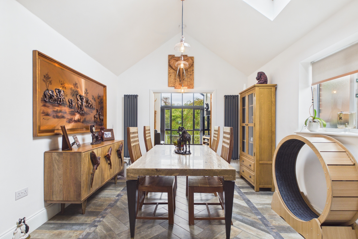 EweMove - Spalding - River Bank - Kitchen Dining Room