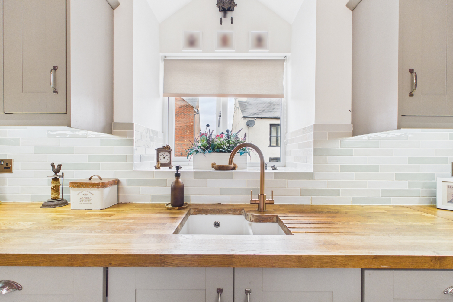 EweMove - Spalding - River Bank - Kitchen Dining Room