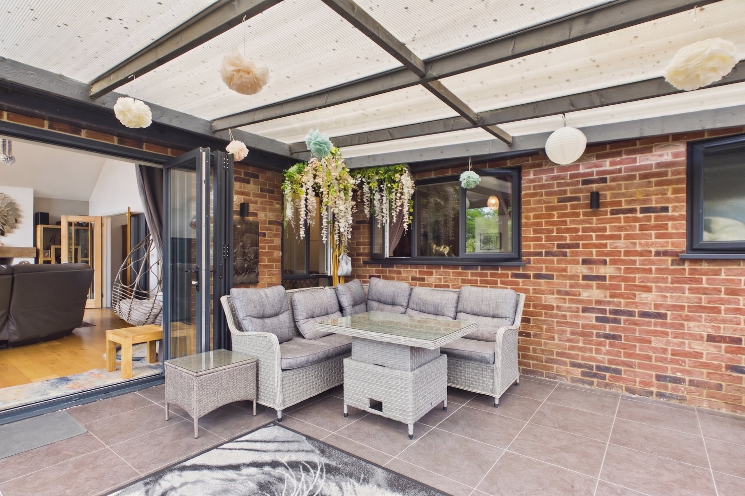 EweMove - Spalding - River Bank - Terrace 