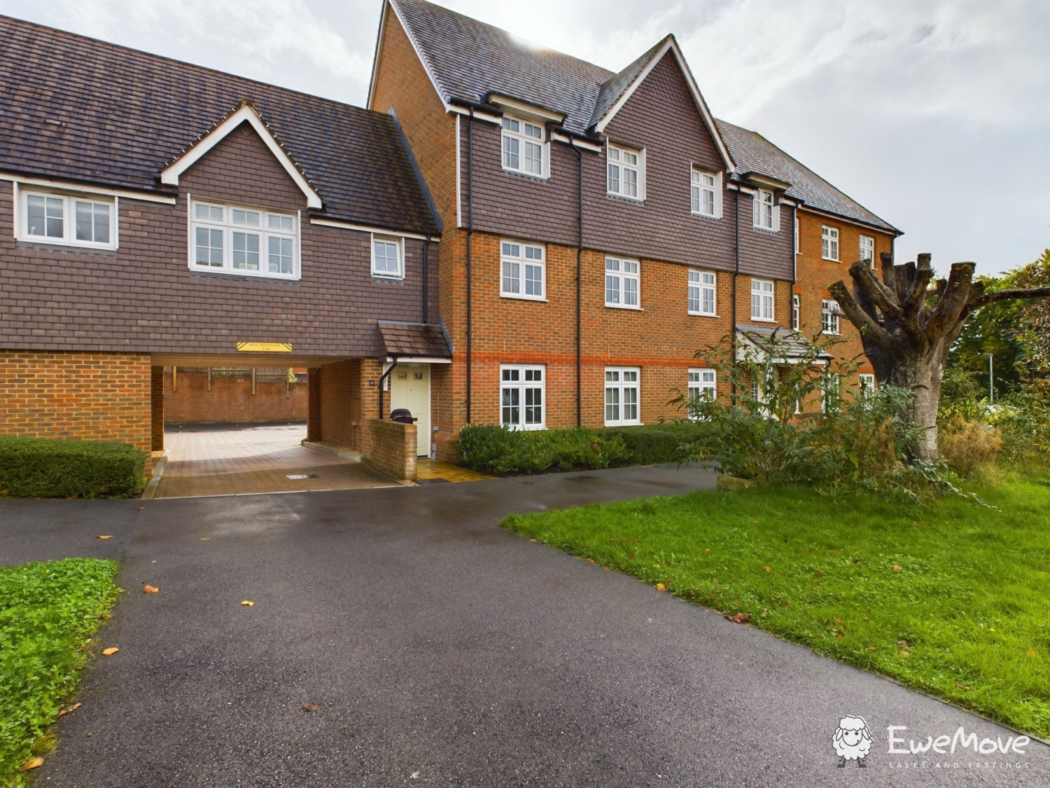 Dimmer Drive, Wilton, Salisbury, Wiltshire, SP2, photo 14