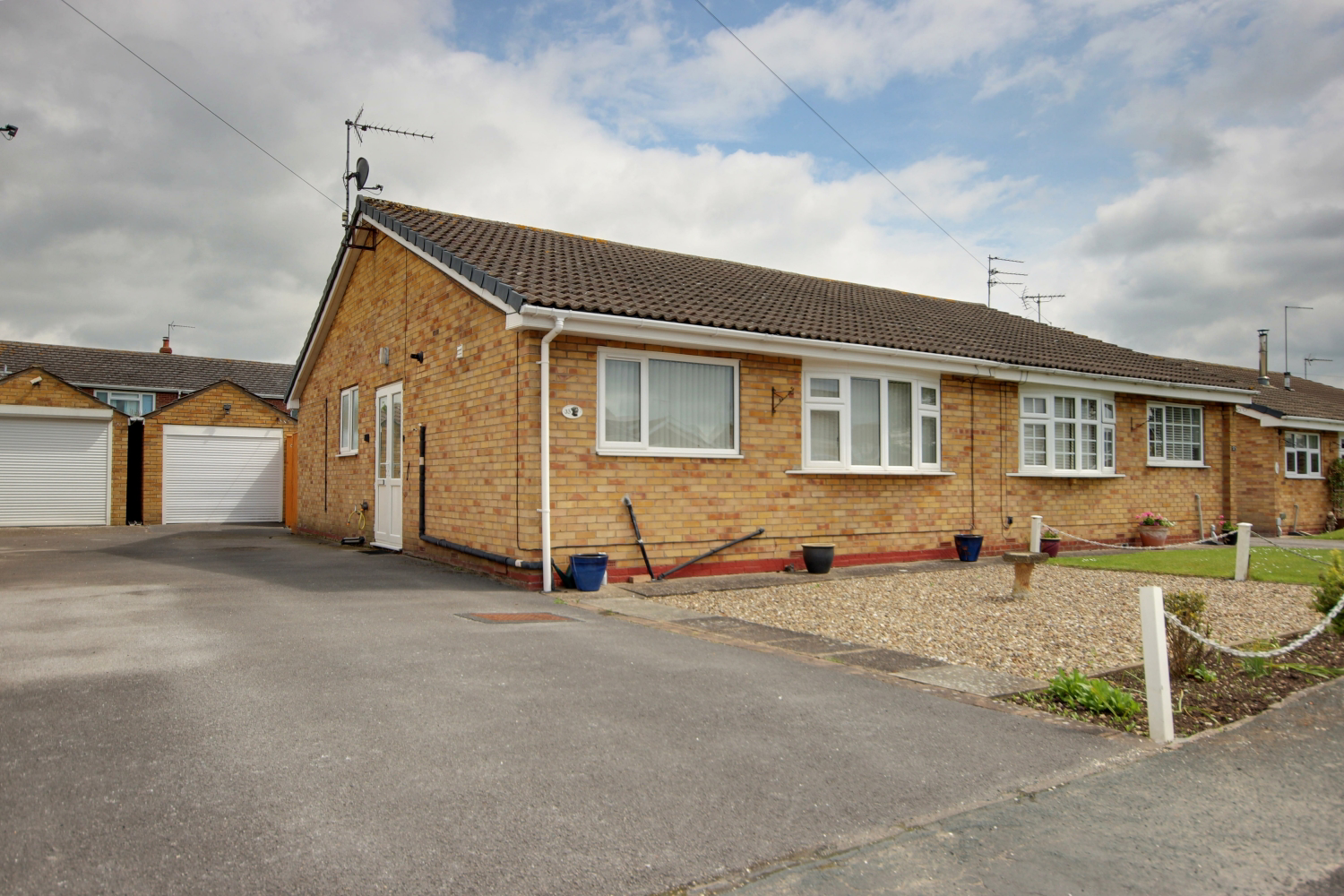 35 Harthill Avenue, Leconfield, Beverley