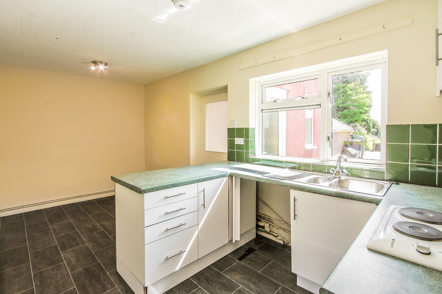 Kitchen Diner a