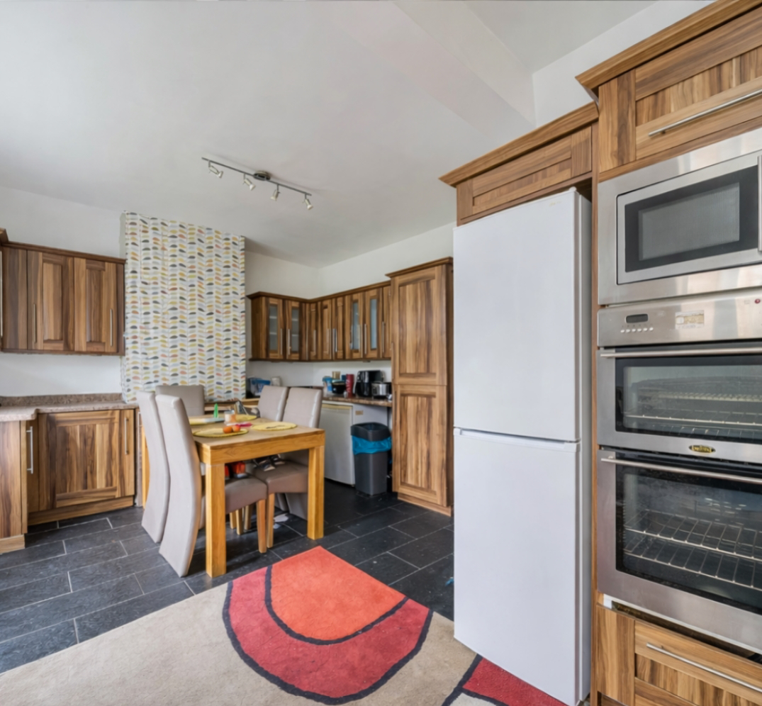 Fore Lane Avenue, Sowerby Bridge, West Yorkshire, HX6, photo 4