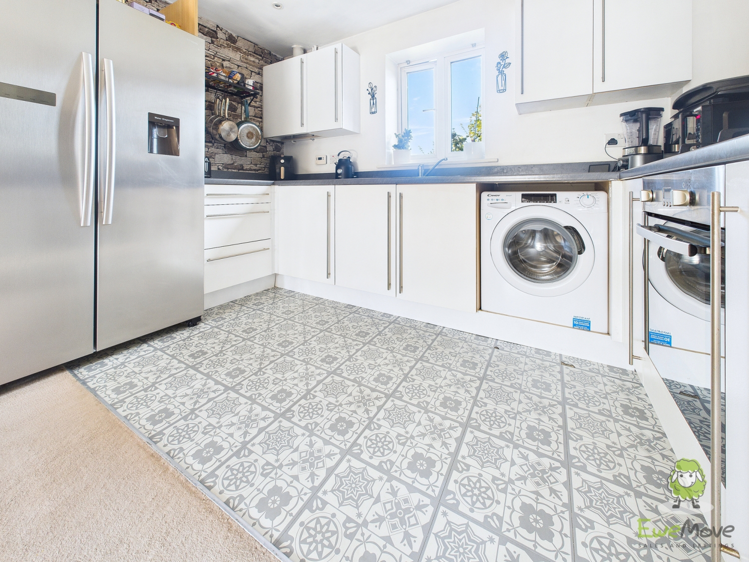 Beech House Nettle Way, Minster on Sea, Sheerness, Kent, ME12, photo 4
