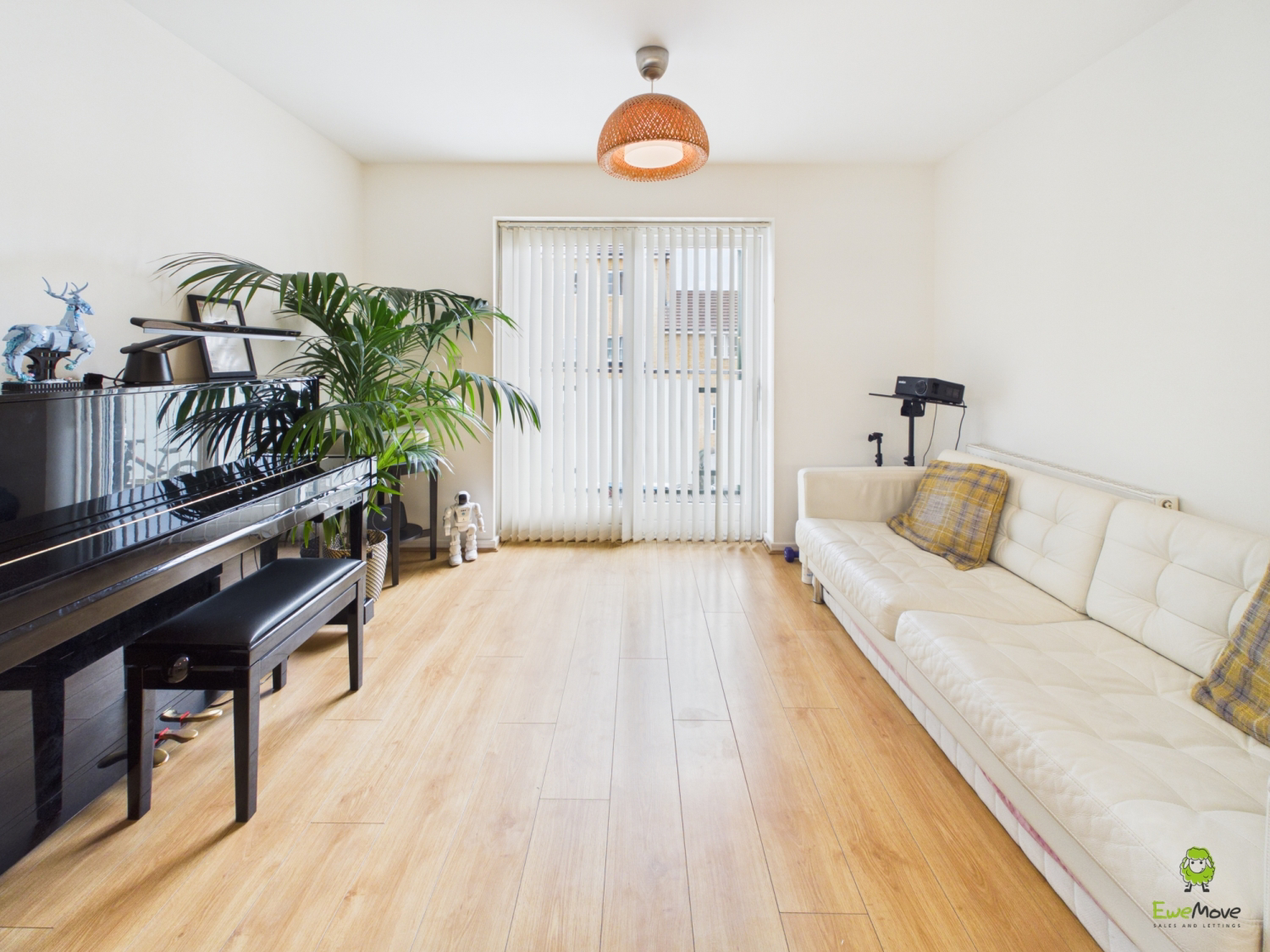 Talehangers Close, Bexleyheath, Kent, DA6, photo 5