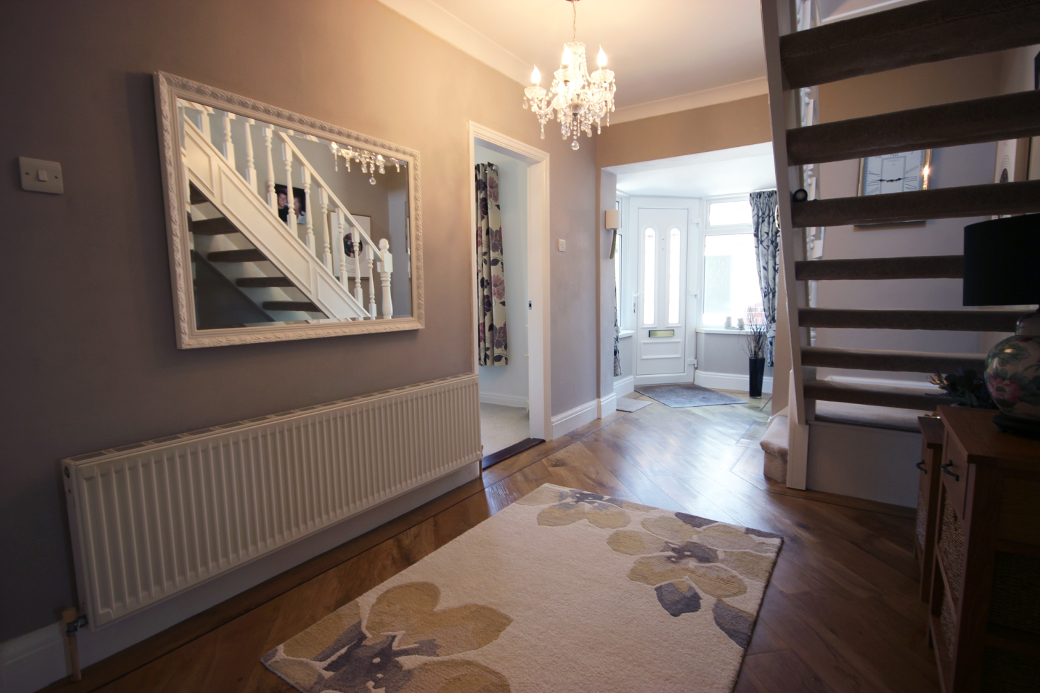 1 Entrance Hall B