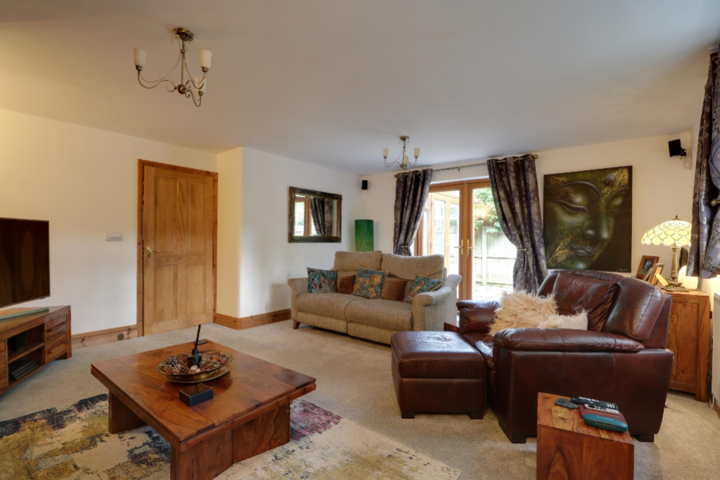 Church Street, Barrowby, Grantham, photo 11