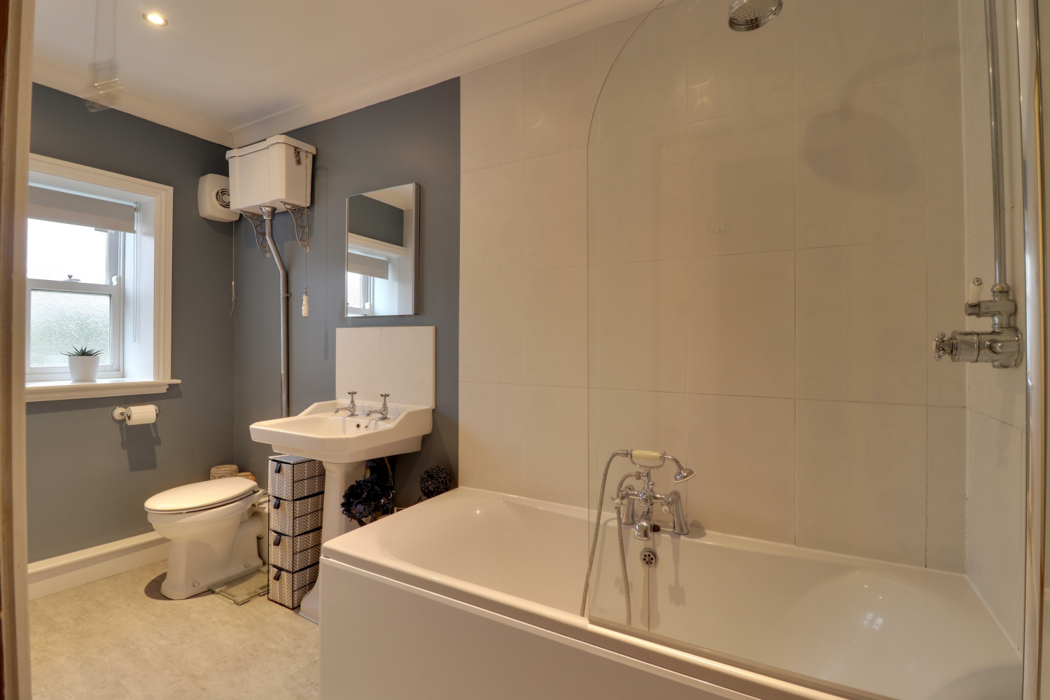 Golcar Brow Road, Meltham, Holmfirth, West Yorkshire, HD9, photo 19